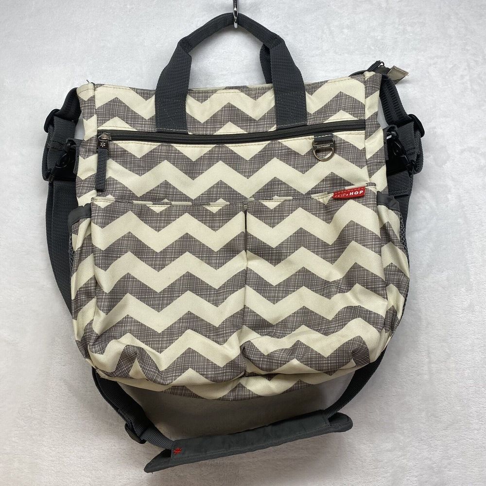 Skip Hop Duo Signature Carry All‎ Diaper Bag - Grey/White Chevron